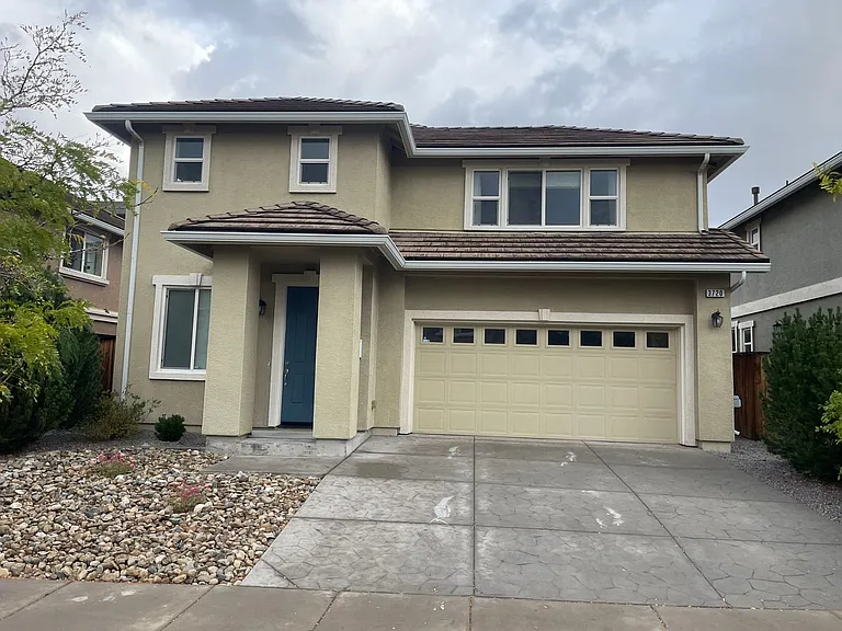 3720 Coastal St — Photo 2