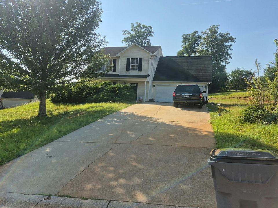 1st image of 112 Blackbird Ln