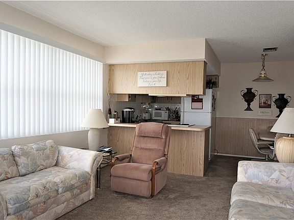 5th image of 4339 Tahitian Gardens Cir APT D