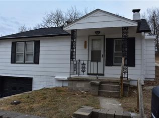 2209 Oscar St, Saint Joseph, MO 64505