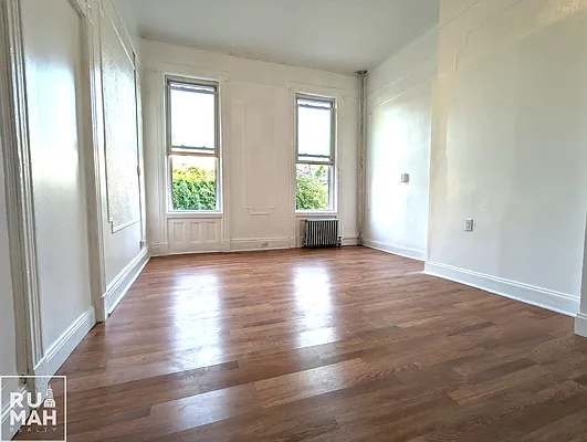 Rented by Rumah Realty Inc | media 20