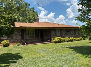 331 Edens Ln, Seneca, SC 29678
