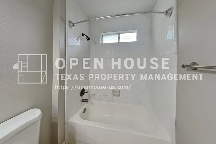 21504 Palace Pines Dr — Photo 16