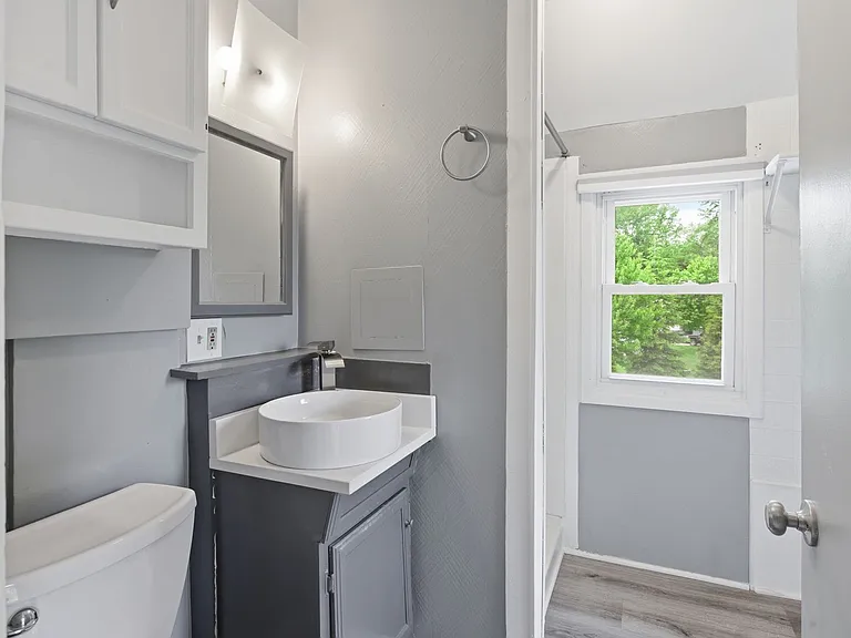 23060 Bernard St — Photo 24
