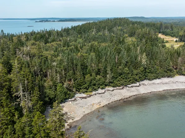 M8L7 Cow Point Road, Roque Bluffs, ME 04654