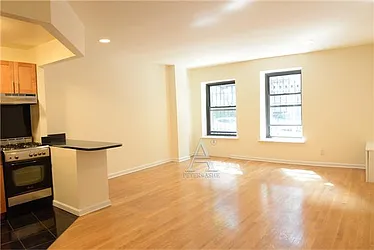 Rented by Peter Ashe