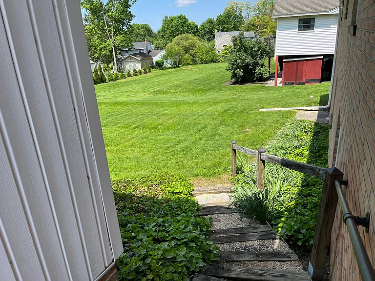 1112 Harriet Ave — Photo 15