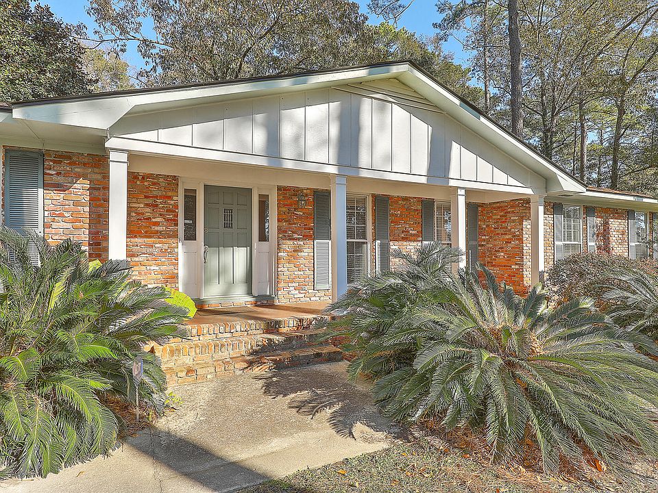 1st image of 100 Quail Dr