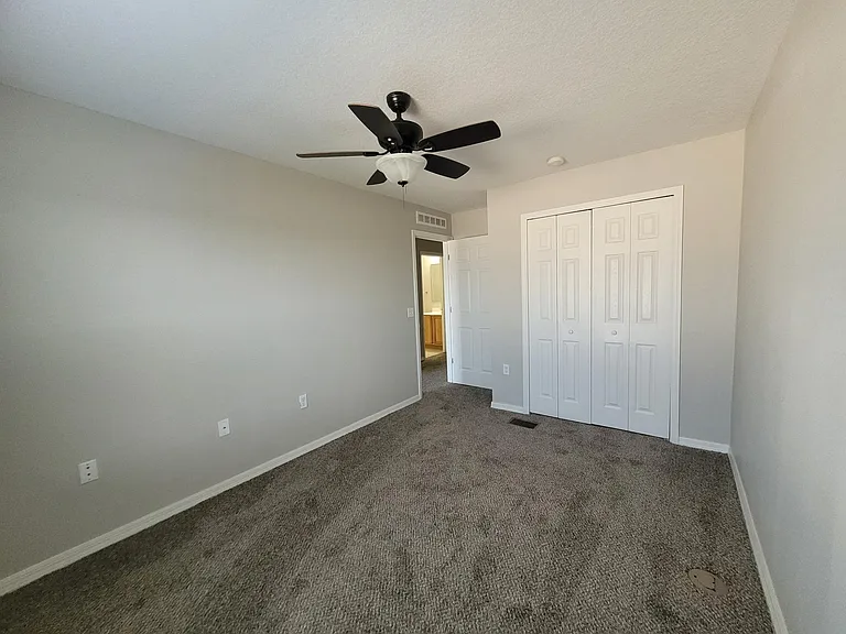 3805 Exeter Ln — Photo 23