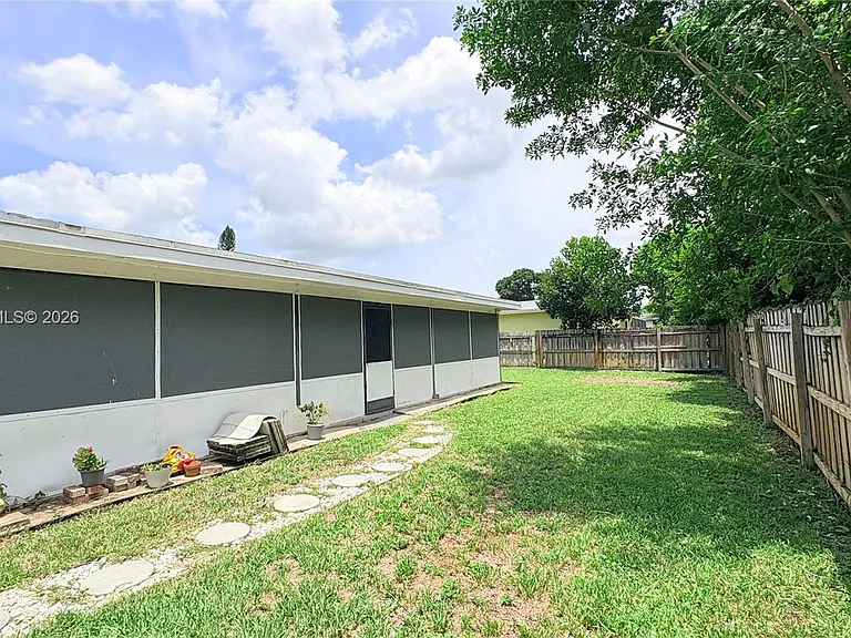 4440 NW 4th Ct — Photo 16