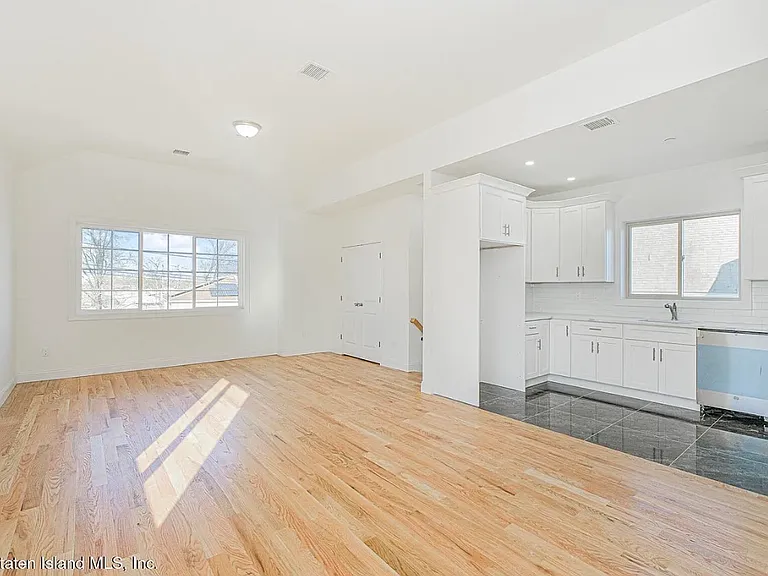 16 Church Ave #1 — Photo 11