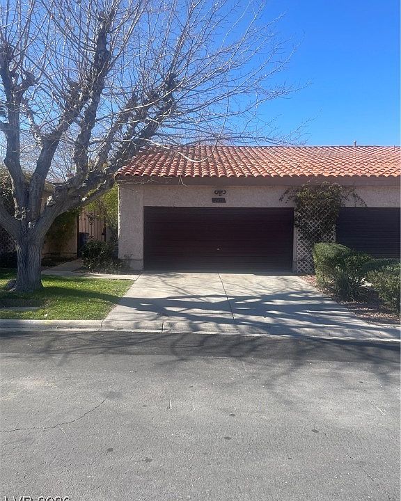 1st image of 2411 Domingo St