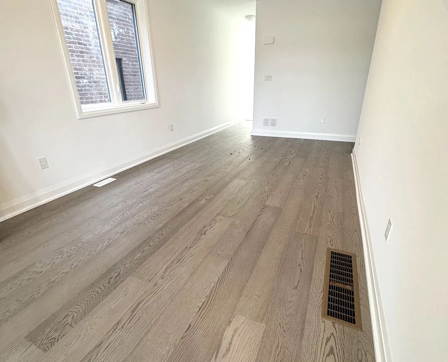 4 bed, $3,000 — Photo 2