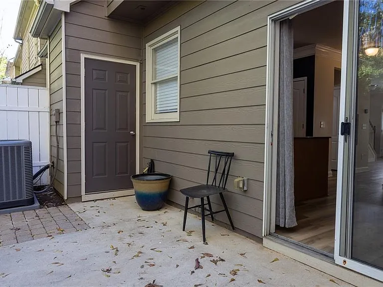 1232 Harris Commons Pl #1213 — Photo 27