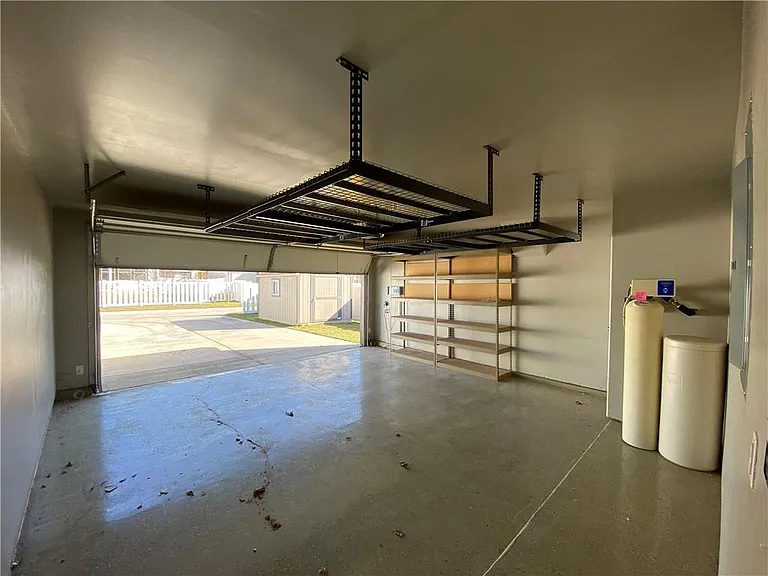 816 Sleeping Bear Dunes Dr — Photo 16