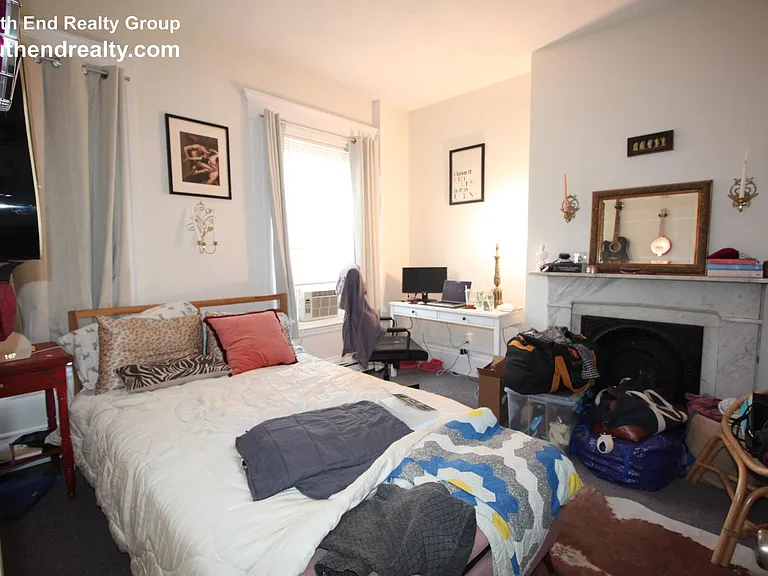 672 Massachusetts Ave #4 — Photo 9