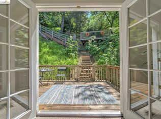 6742 Snake Rd, Oakland, CA 94611