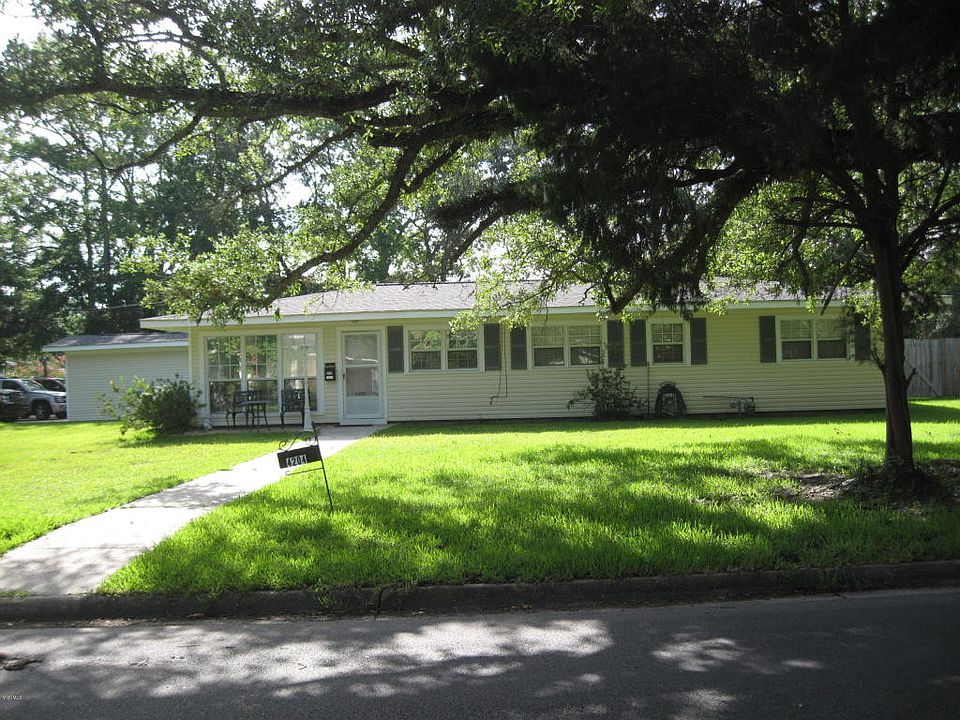 1st image of 4204 Willow St