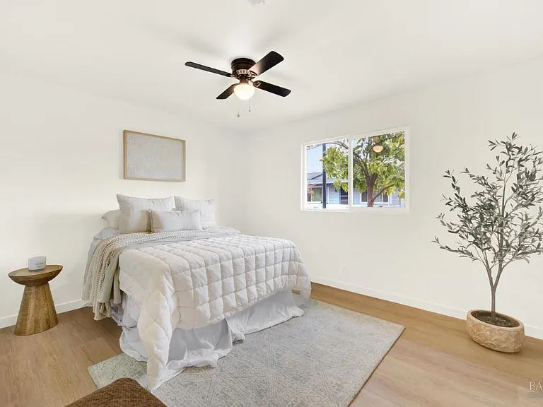 6610 Oak Leaf Ct — Photo 22