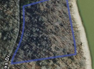 0 River Oaks Dr, Big Sandy, TN 38221