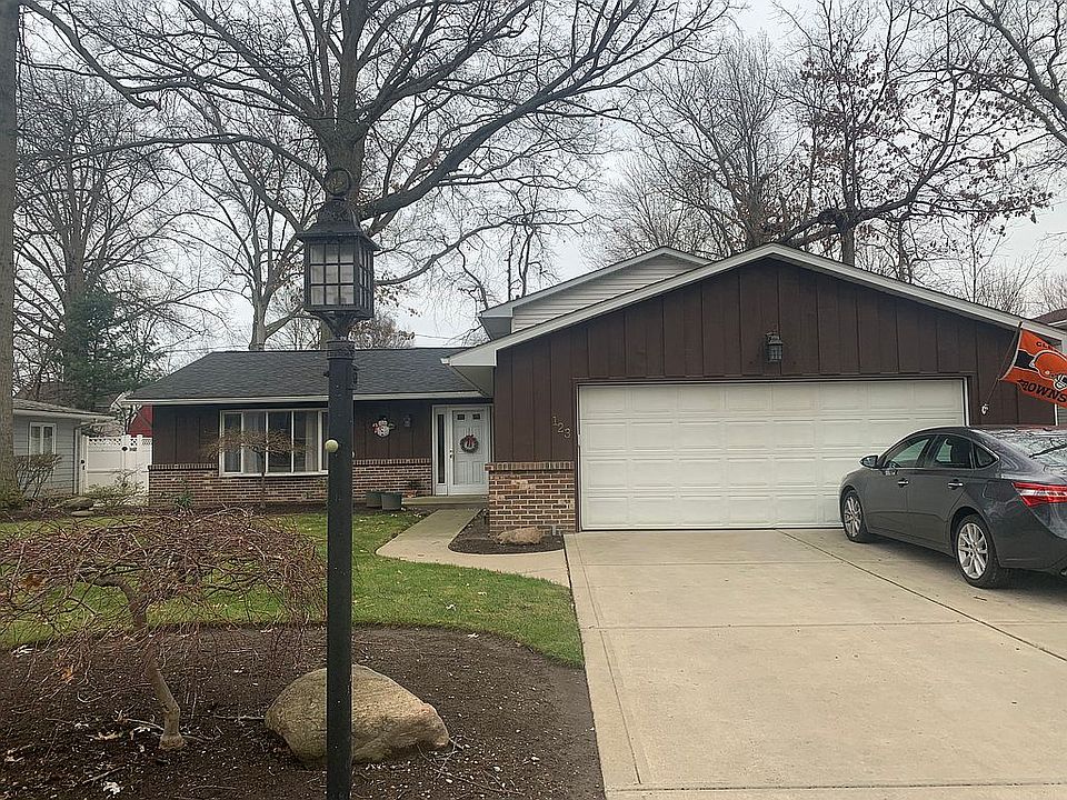 1st image of 123 Herrmann Dr
