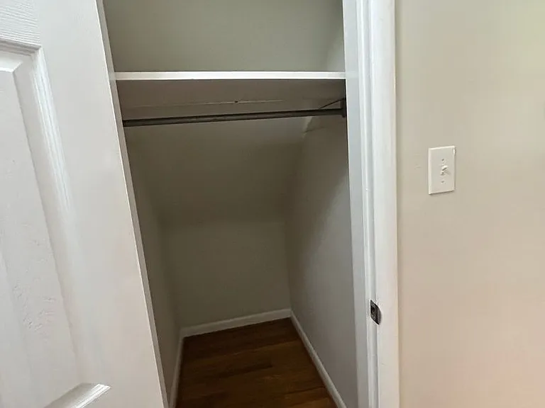 636 Cardinal Ln — Photo 19