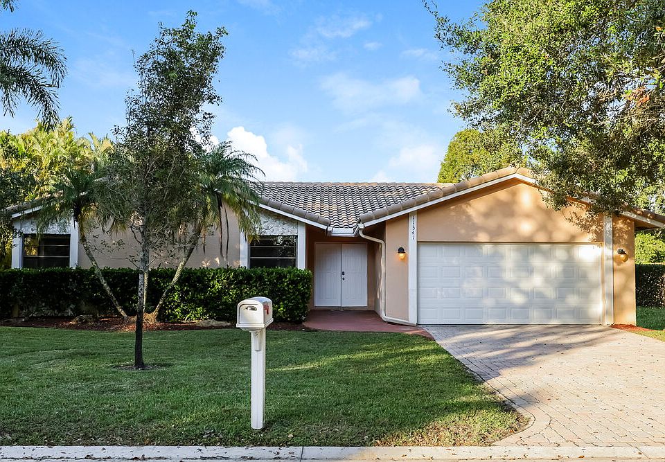 1st image of 11341 NW 1st Ct