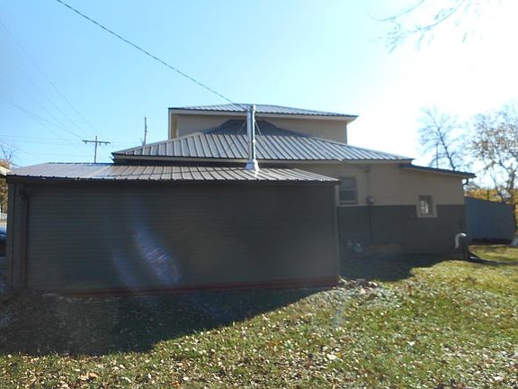 Garage Side