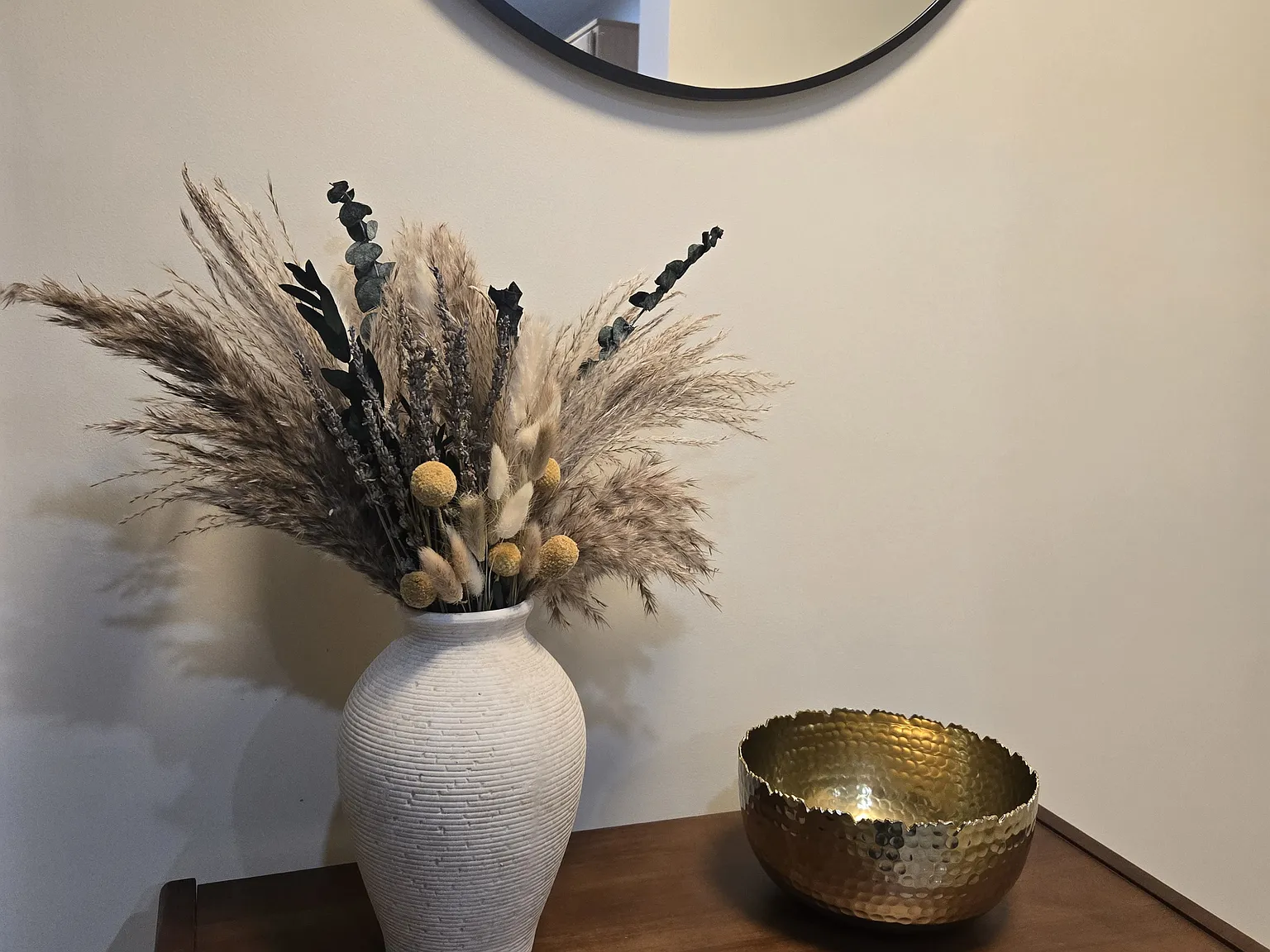 2 bed, 1200 sqft, $3,200 — Photo 2