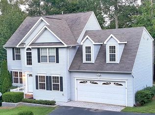 4 Murray Cir, Stafford, VA 22554