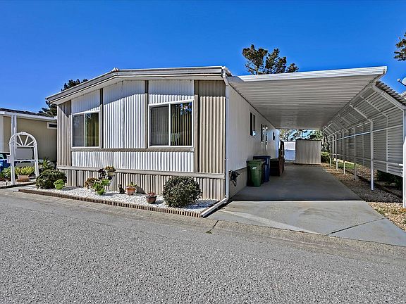 5th image of 33 Mooring Ln