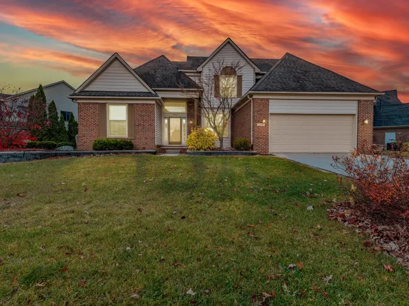 22493 Fuller Dr, Novi, MI 48374