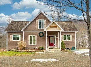 5731 Bonn Way E, Great Valley, NY 14741