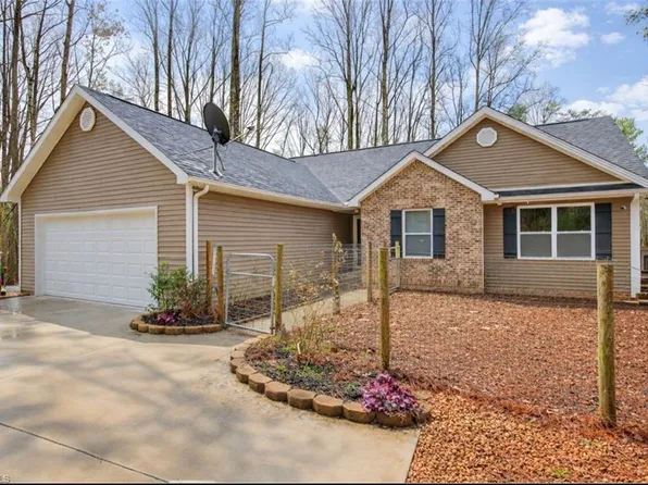 2186 Covington Rd, King, NC 27021