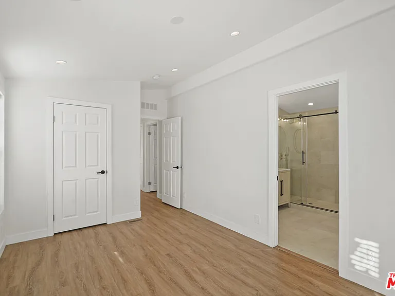 30473 Mulholland Hwy #109 — Photo 16
