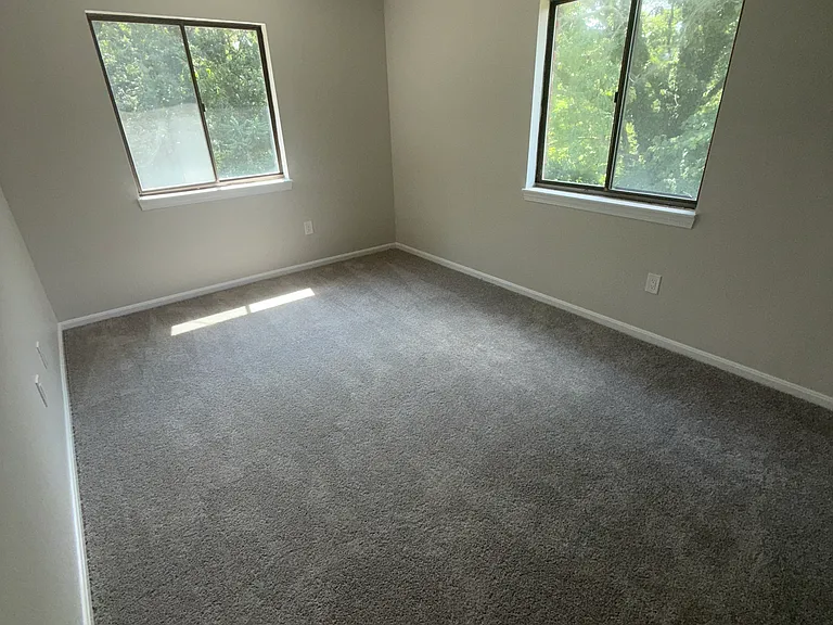 15 Veranda Rd #7 — Photo 7