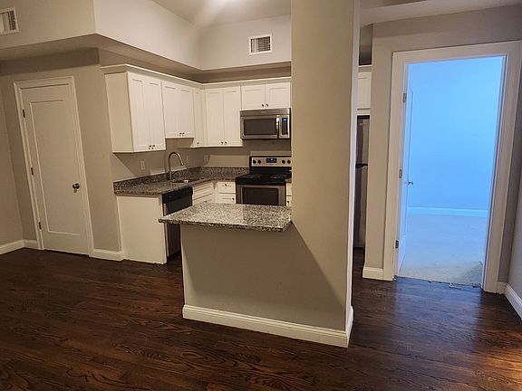4th image of 10 Merrymount Rd Floor 2