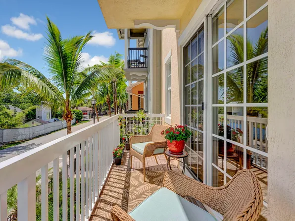 108 SW 1st Avenue, Delray Beach, FL 33444