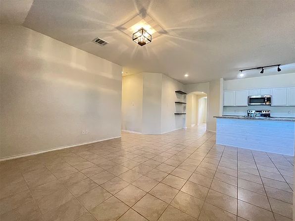 1007 Riverstone Trl