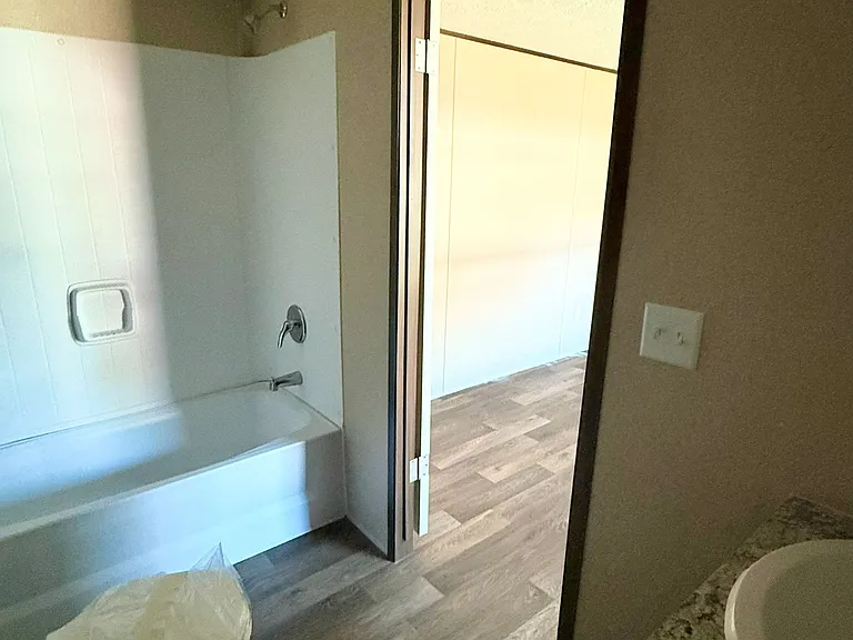 2081 Oakshire Rd #19 — Photo 10