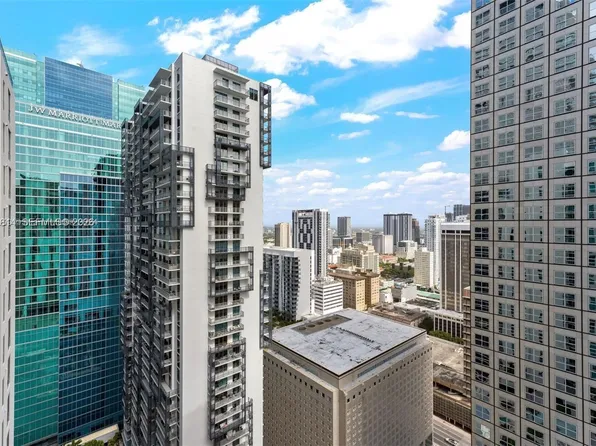 300 S Biscayne Blvd, Miami, FL