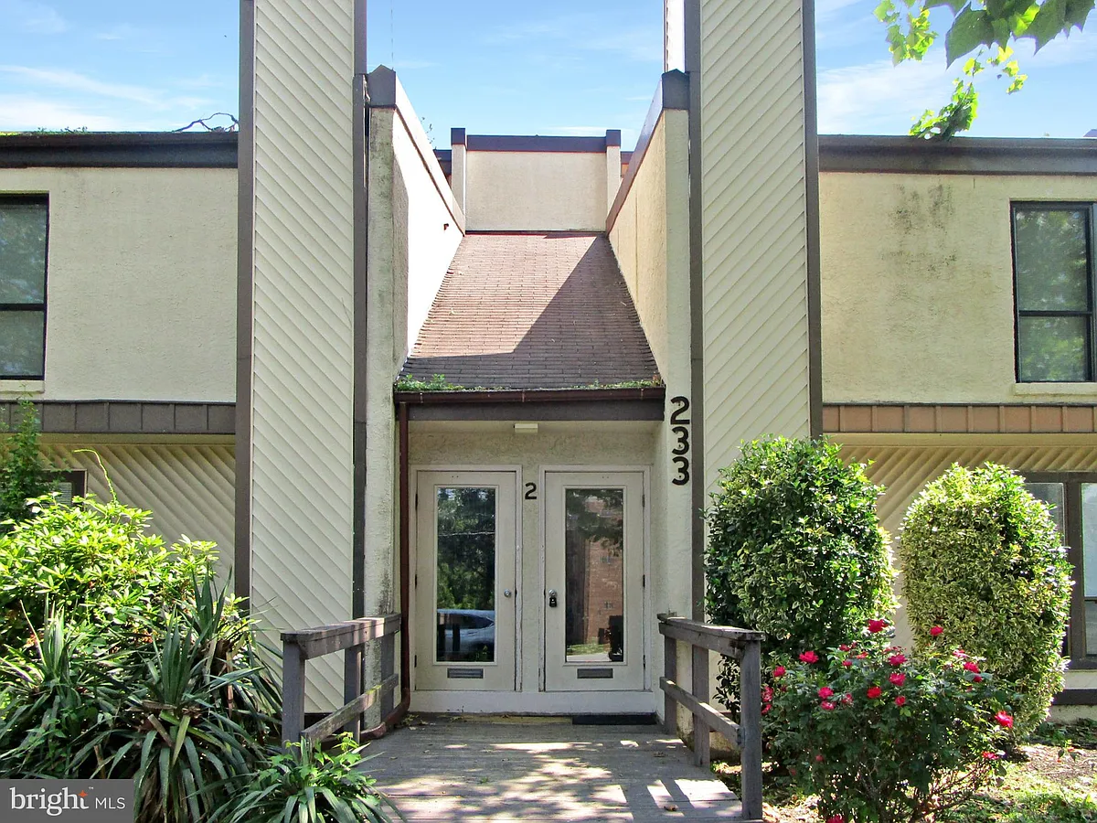Building Photo - 233 Township Line Rd #2A