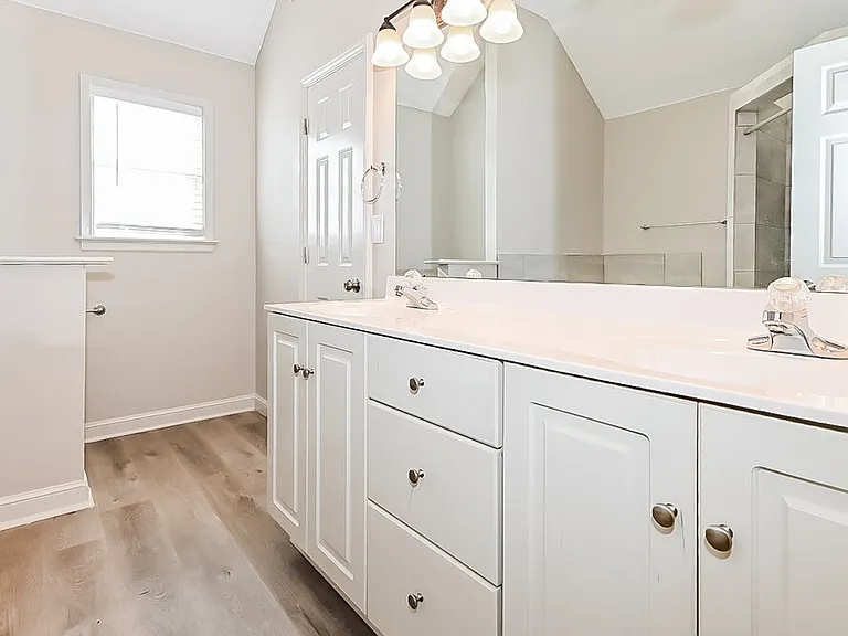 7170 Fox Creek Dr — Photo 16