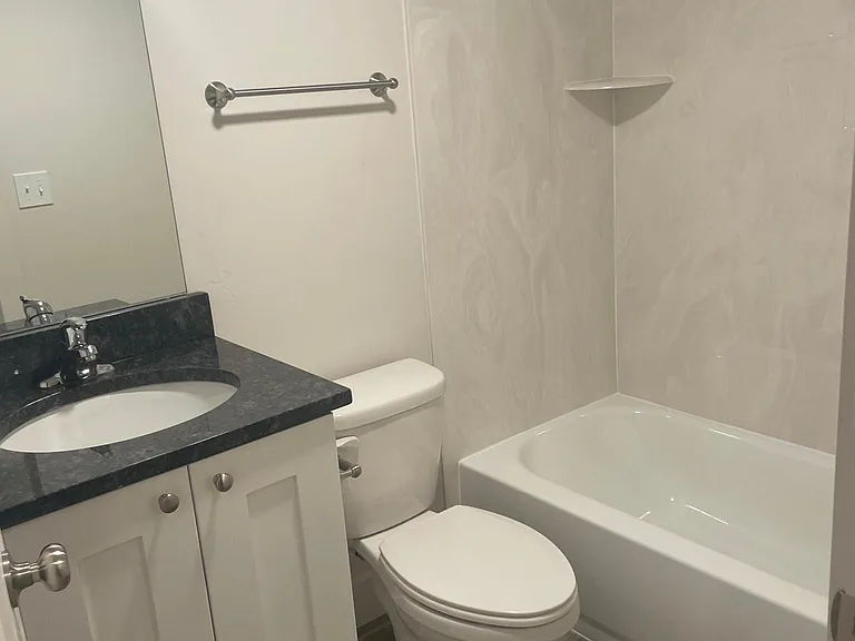 917 N 100 W — Photo 10