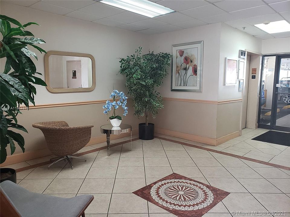 1st image of 6937 Bay Dr APT 202
