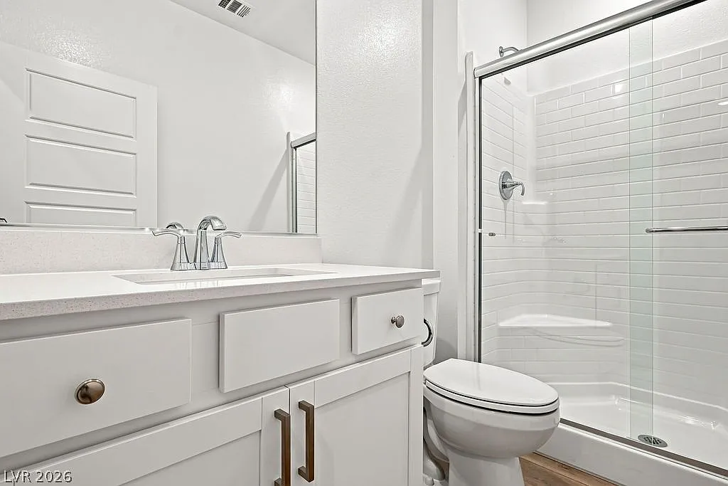 4 bed, 3.0 bath, 2660 sqft, $2,850 — Photo 2