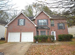 916 Brisley Cir, Hampton, GA 30228