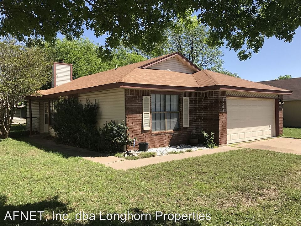 1st image of 2505 Woodlands Dr