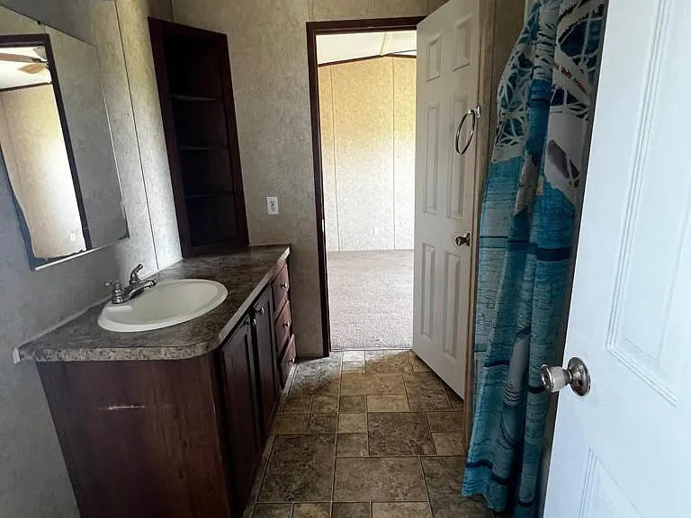 18352 Wilber Rd — Photo 12