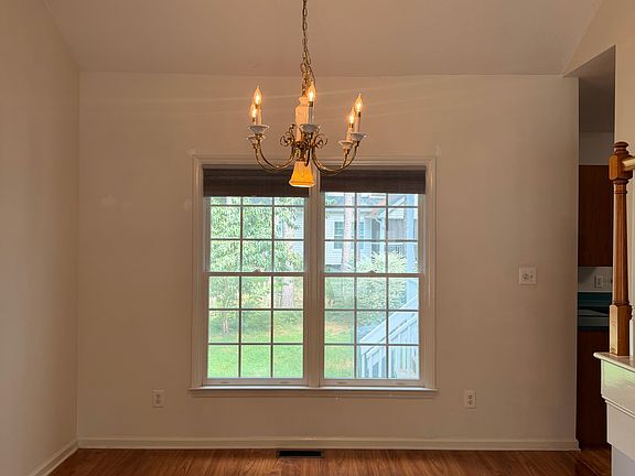 3rd image of 8812 Maplestead Dr